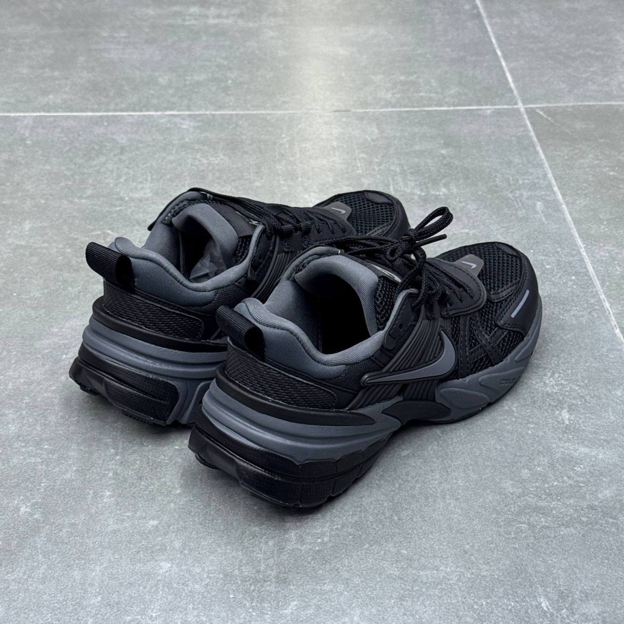 نایک وی تو کی Nike V2K Run 