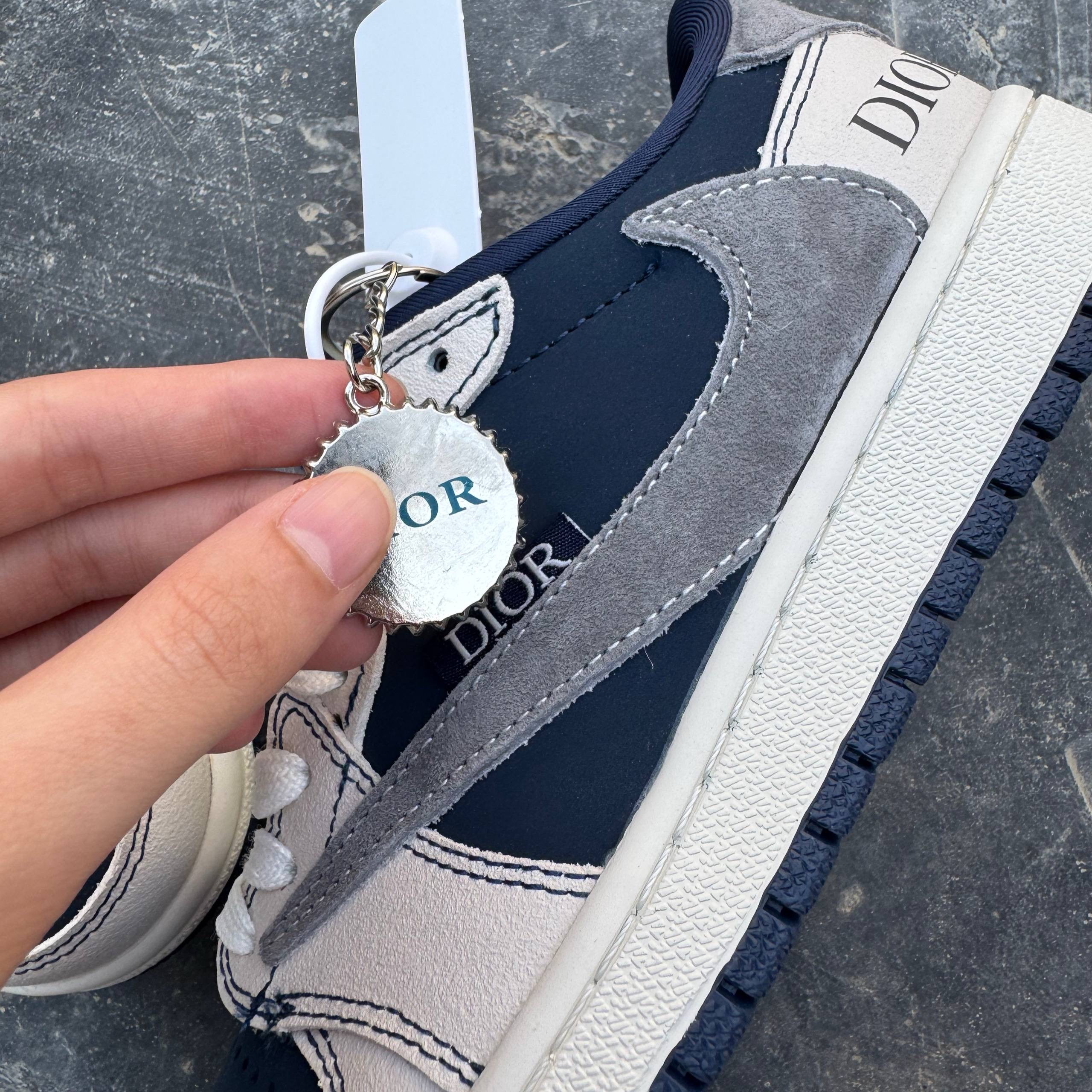 ترویس اسکات دیور Nike Air Jordan 1 Low OG SP Travis Scott x Dior.