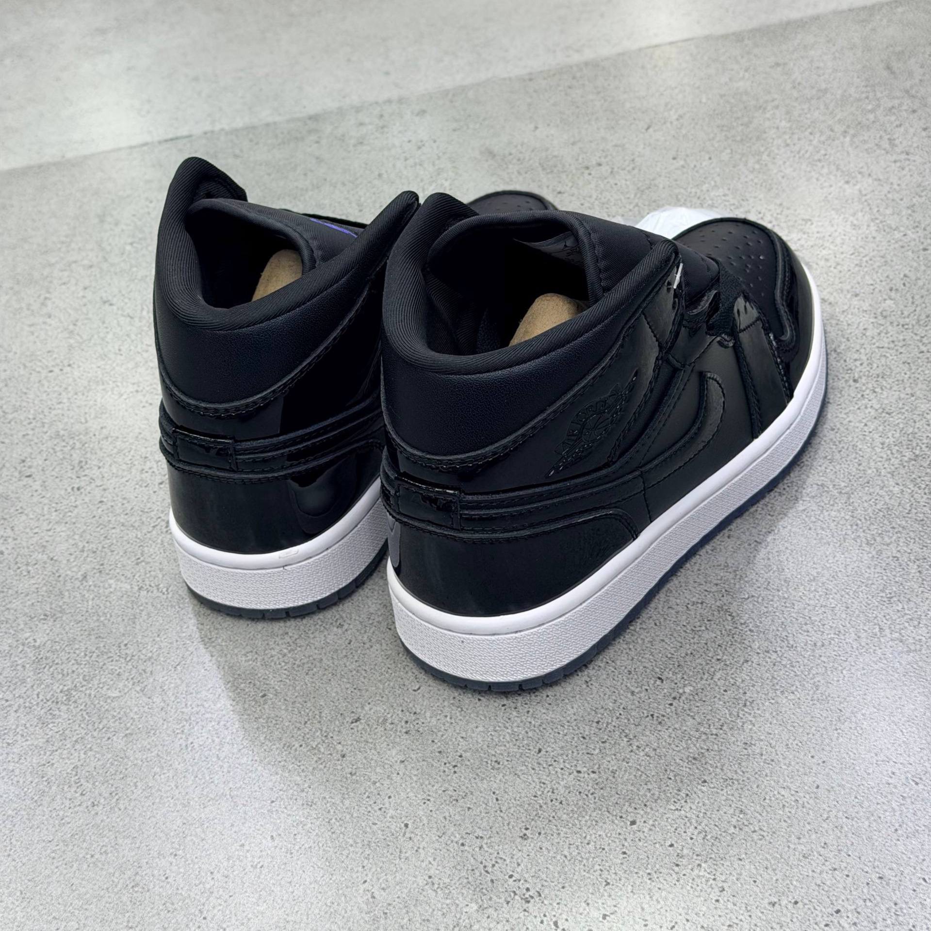 نایک ایر جردن وان اسپیس جم Nike Air Jordan 1 Mid Space Jam