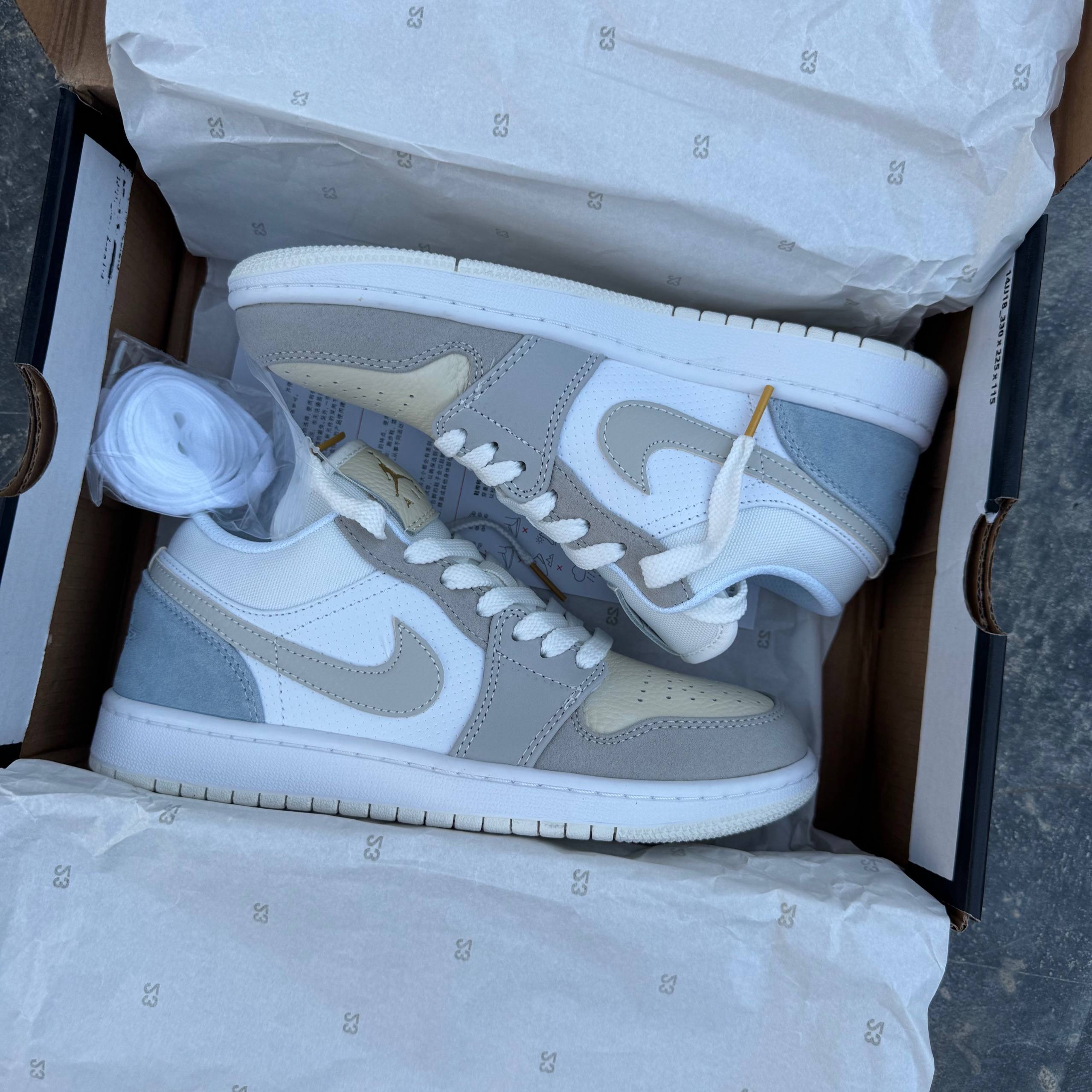 نایک ایر جردن وان لو پاریس Nike Air Jordan 1 Low Paris