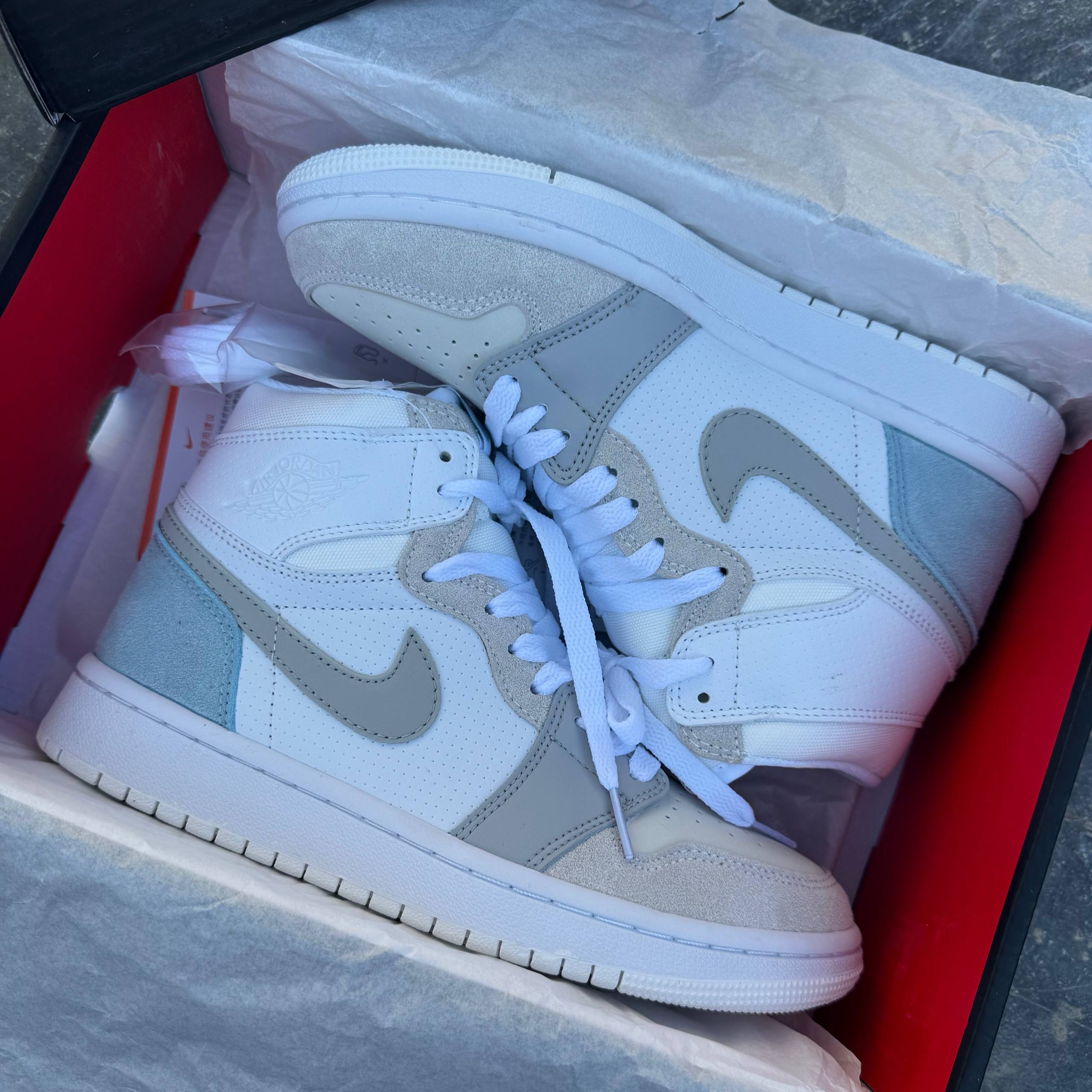 نایک ایر جردن وان لو پاریس ساقدار Nike Air Jordan 1 Low Paris