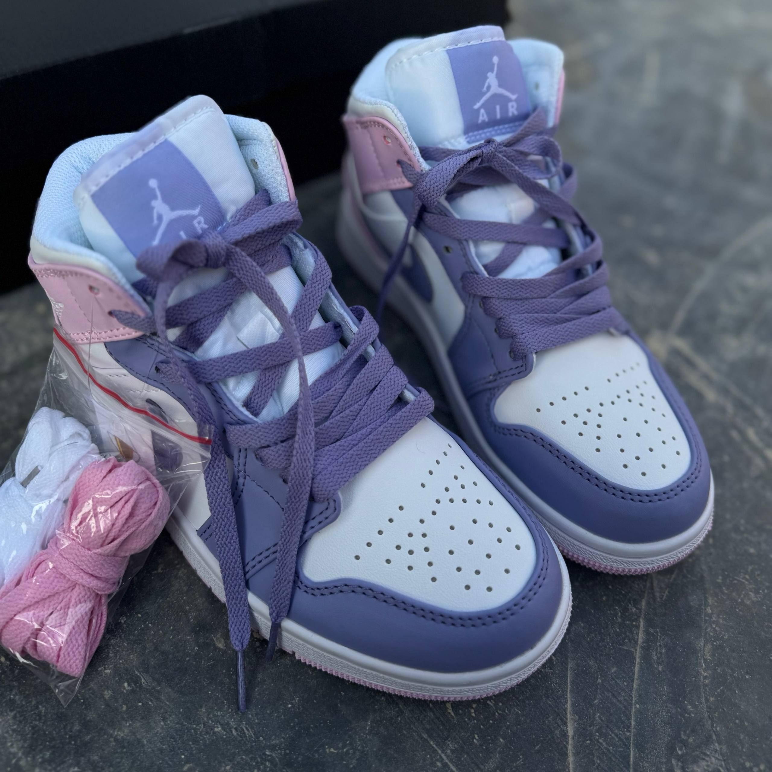 نایک ایر جردن وان مید صورتی