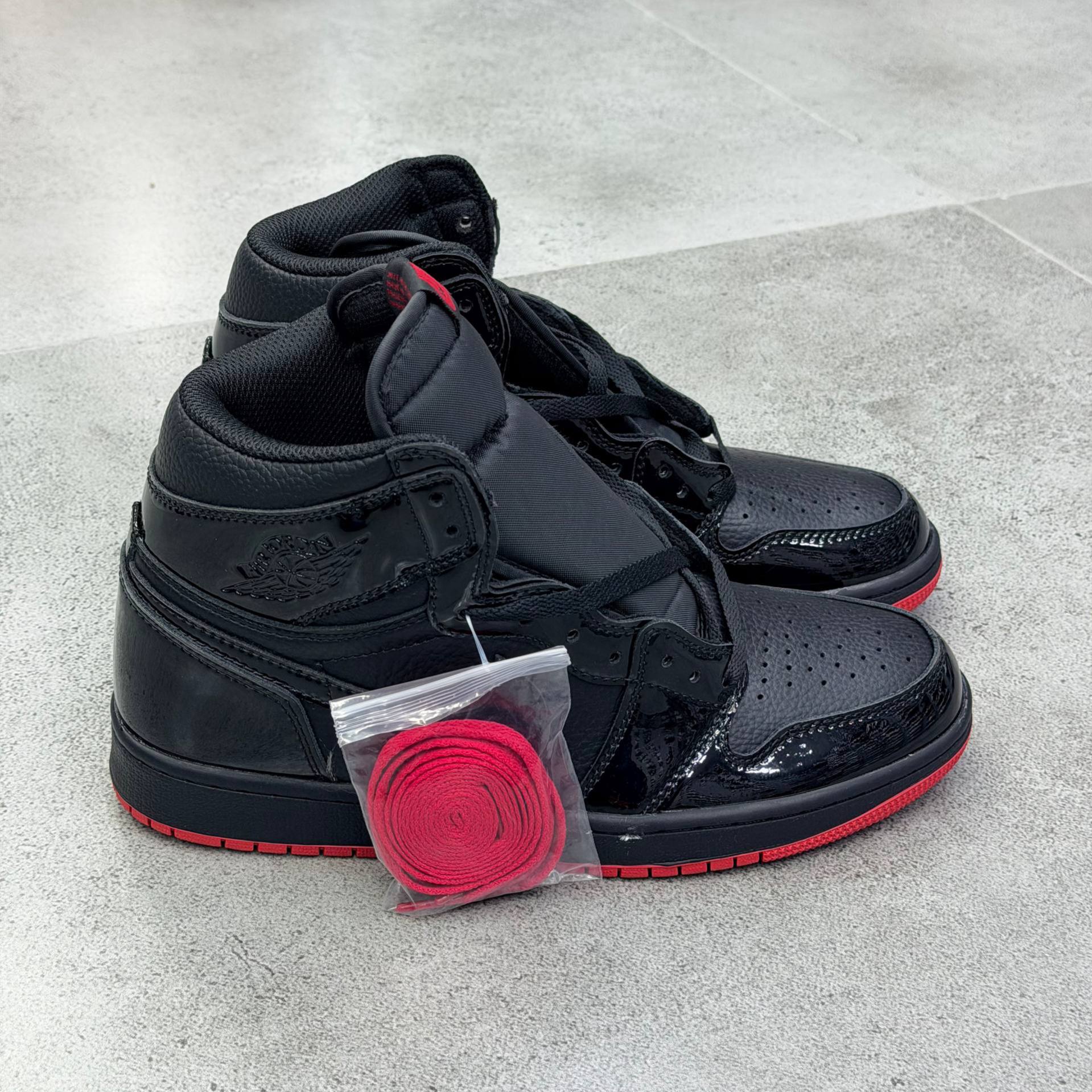 نایک ایر جردن وان پتنت برد Air Jordan 1 Retro High OG Patent Bred