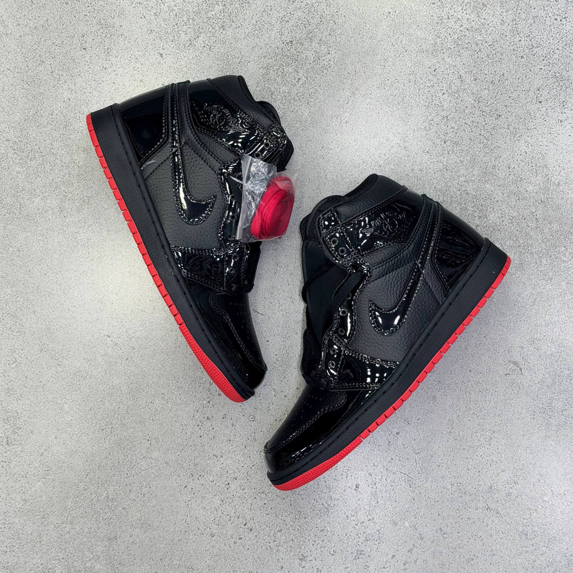 نایک ایر جردن وان پتنت برد Air Jordan 1 Retro High OG Patent Bred