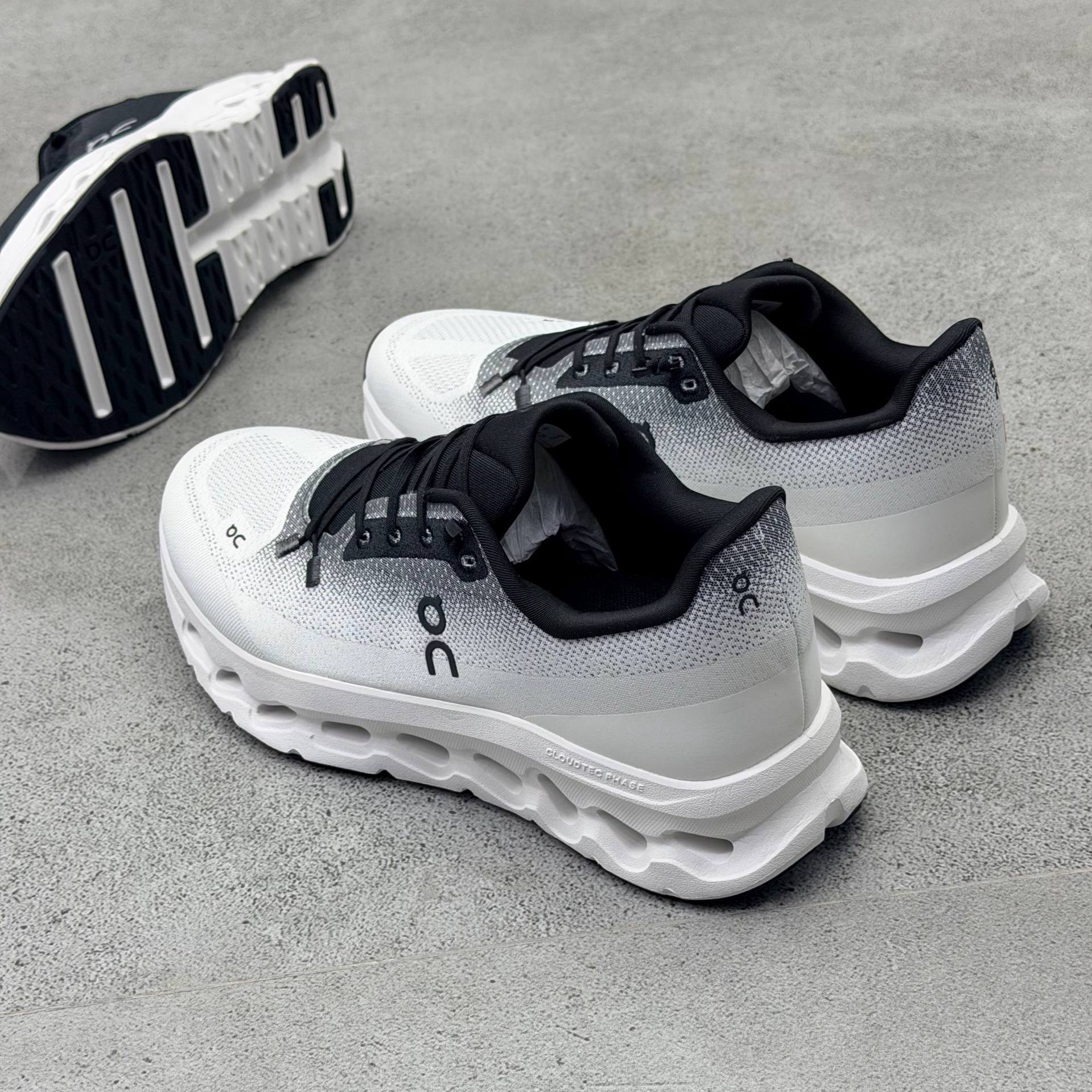 آن رانینگ‌QC On Running – CloudTec Phase