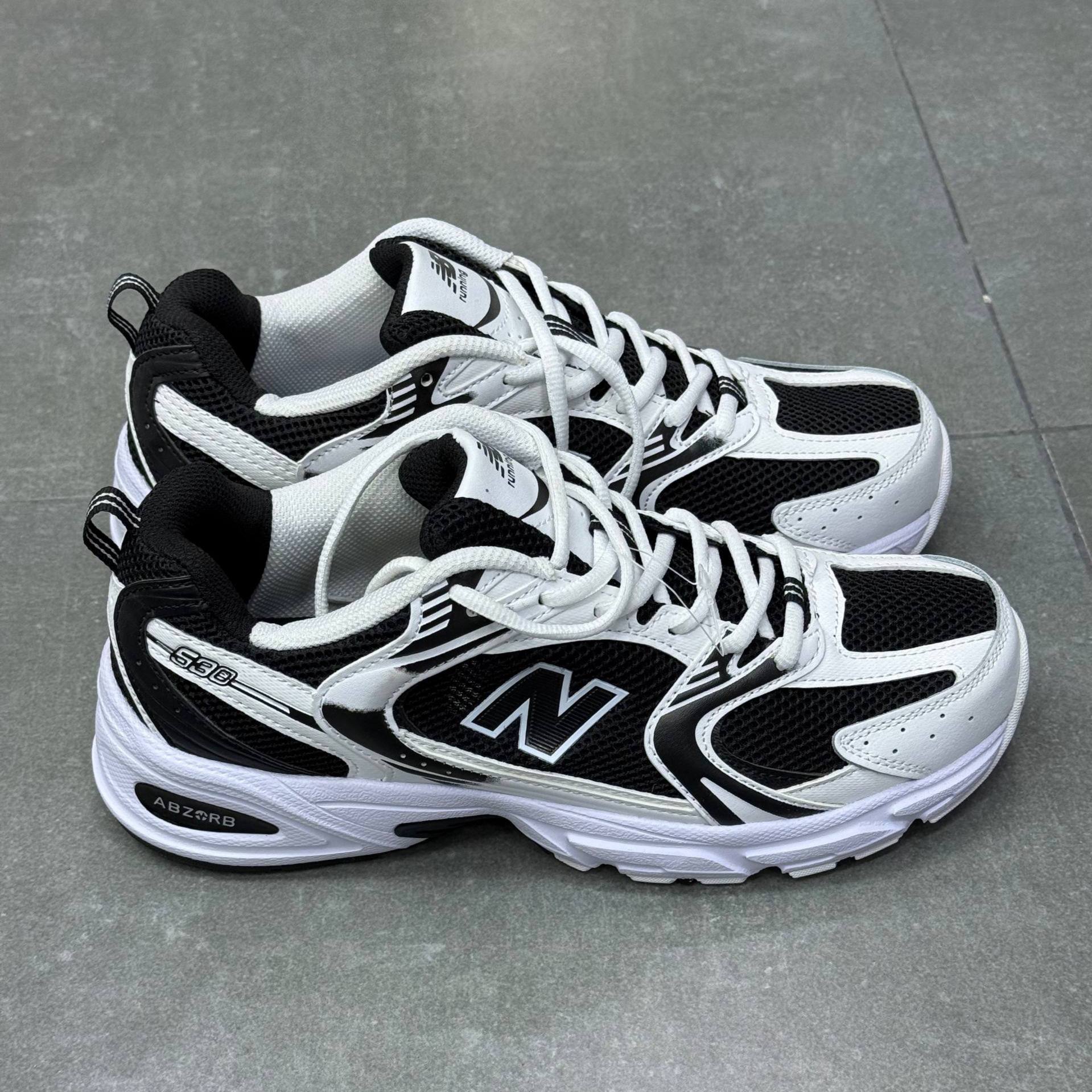 نیوبالانس ۵۳۰ new balance530