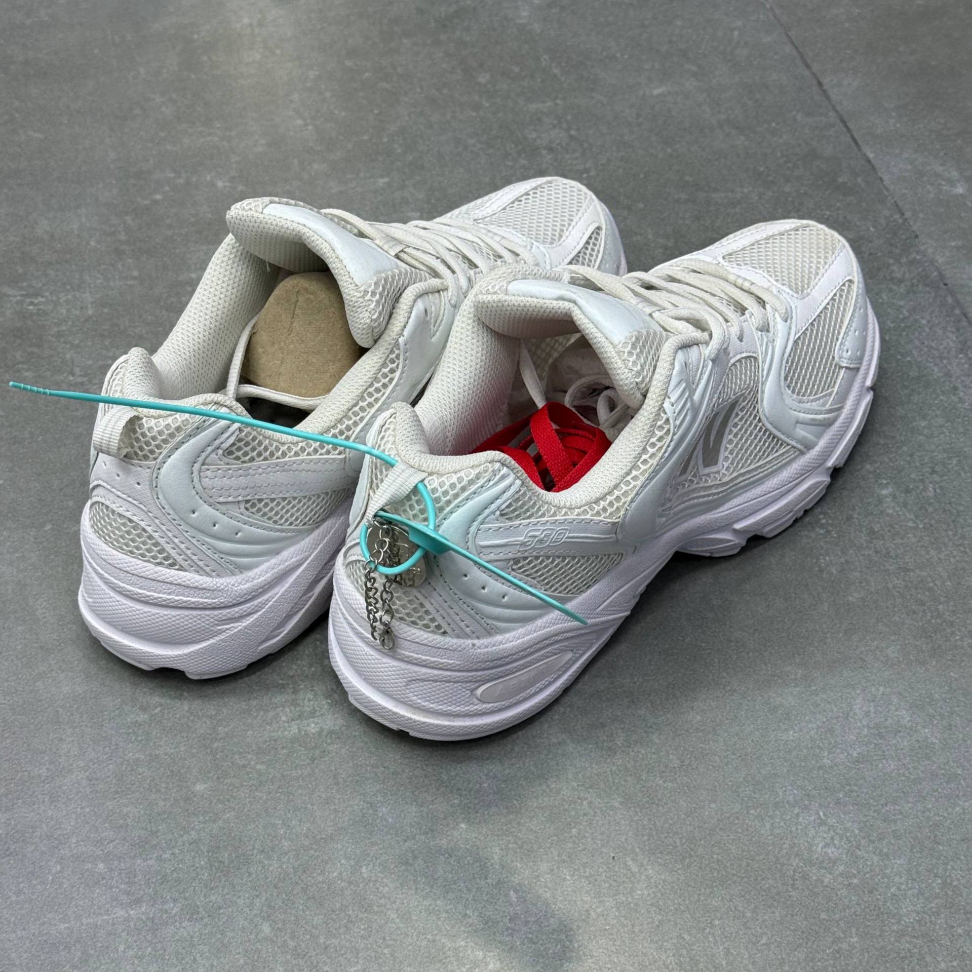 نیوبالانس ۵۳۰ new balance530