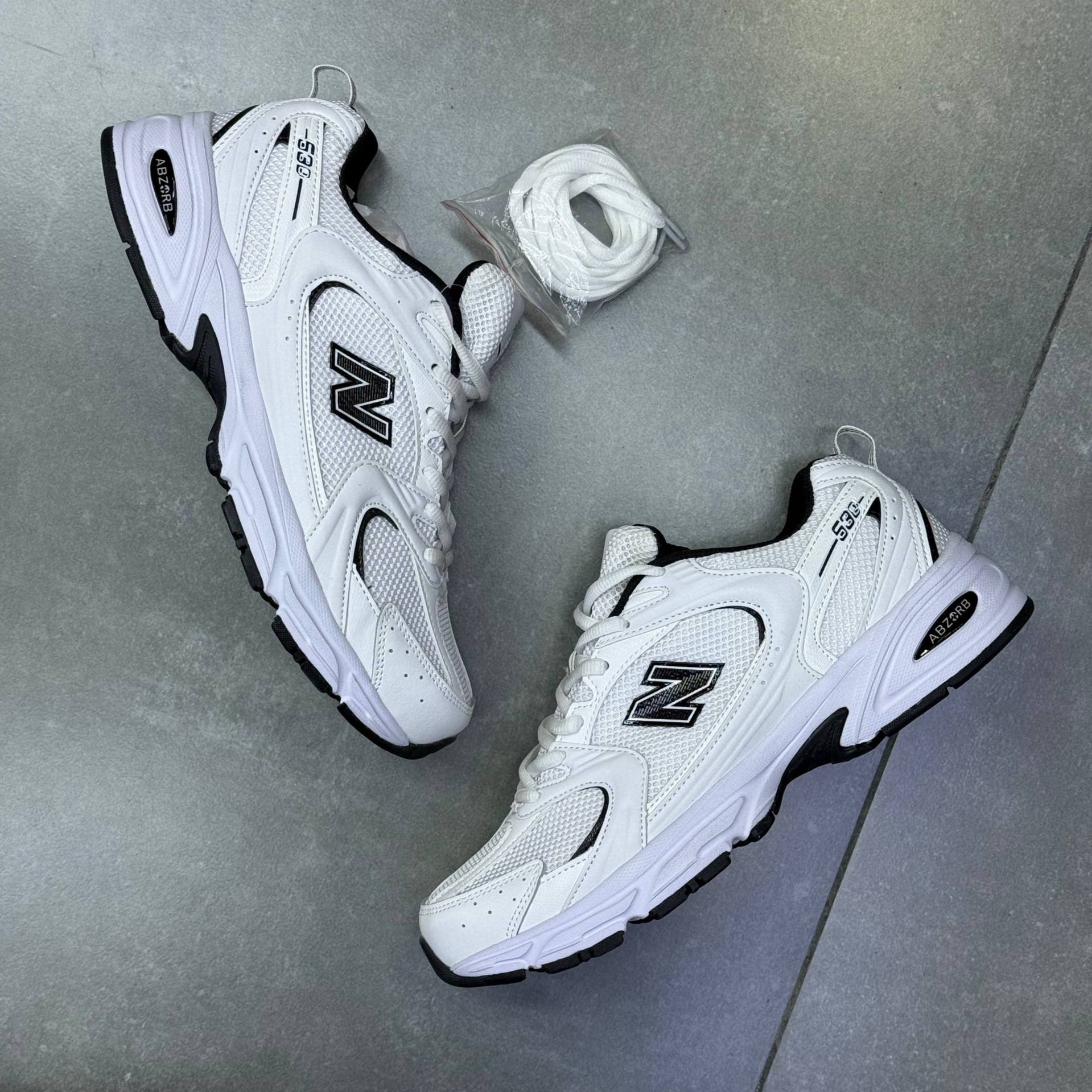 نیوبالانس ۵۳۰ new balance530