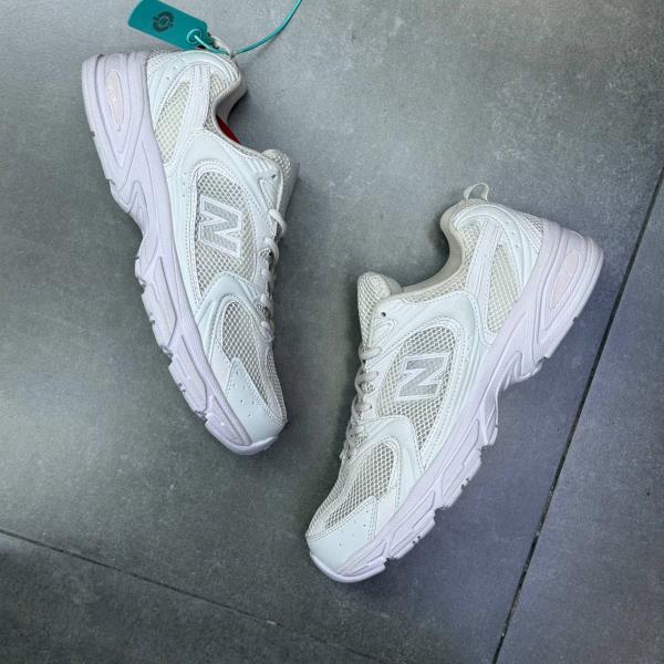 نیوبالانس ۵۳۰ new balance530