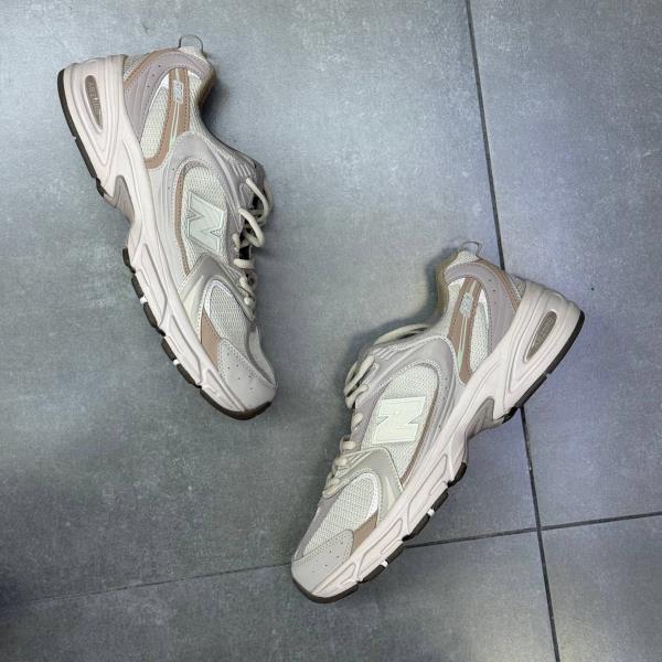 نیوبالانس ۵۳۰ new balance530