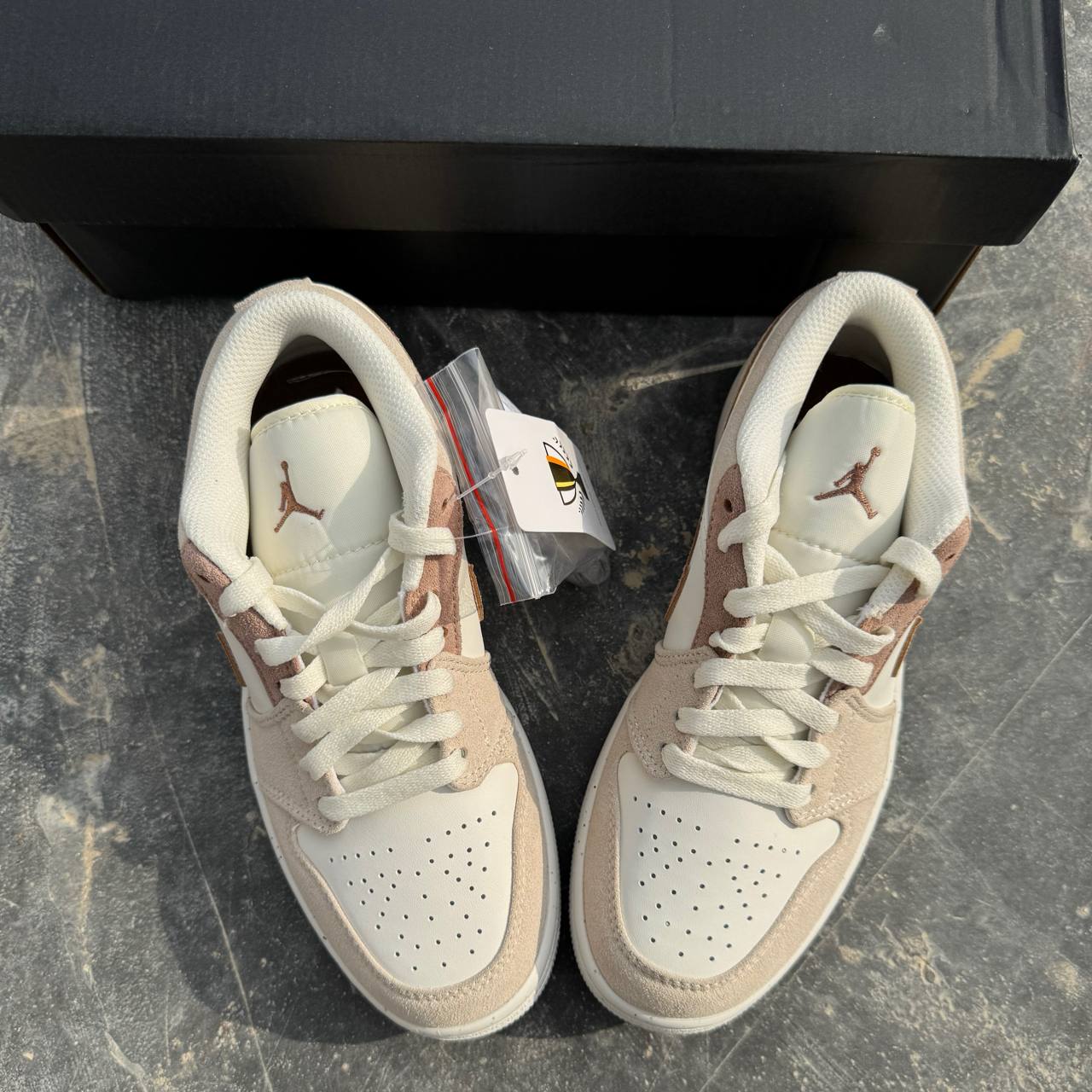 ایر جردن وان لایت براون