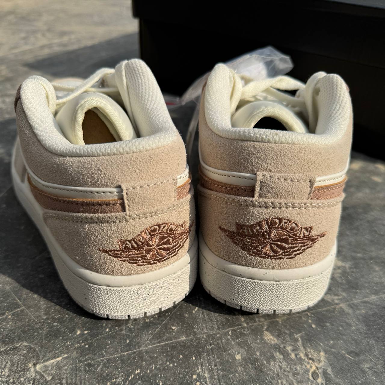 ایر جردن وان لایت براون